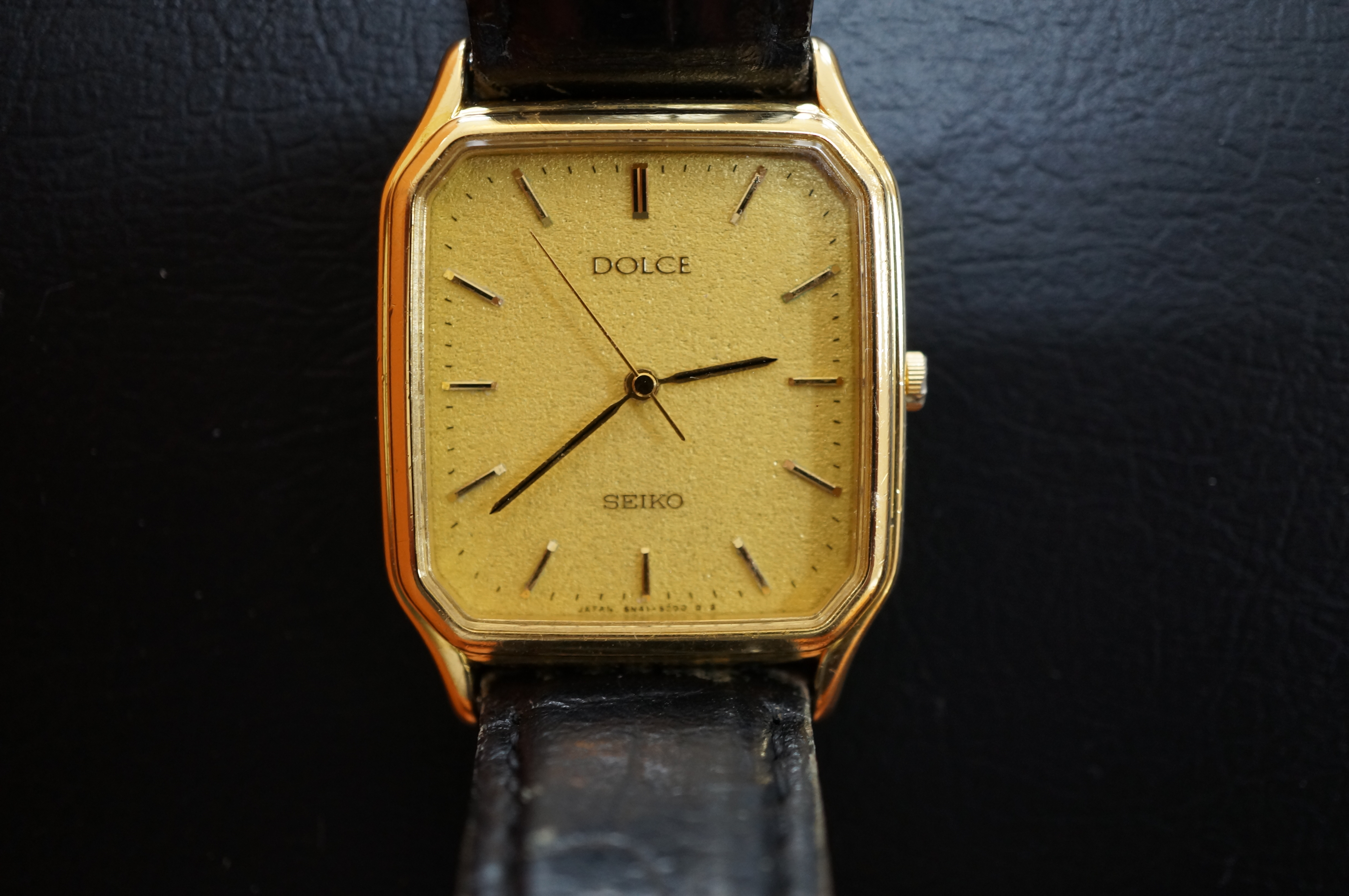 No.1956 SEIKO DOLCE (セイコー ドルチェ ) クォーツ式 腕時計を修理しました | 時光堂 富山の時計修理